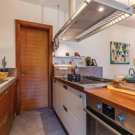 Villa Rasko With Private Heated Pool