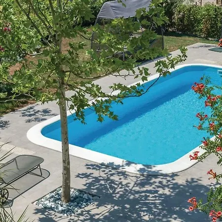 Villa Rasko With Private Heated Pool Podstrana
