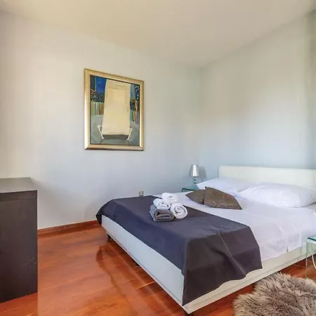 Rasko With Private Heated Pool * Podstrana